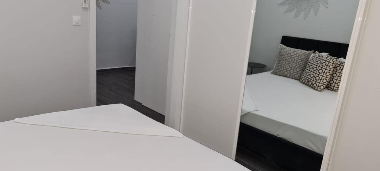 Cazino Apartamento 4 Apartment Прая Екстериор снимка