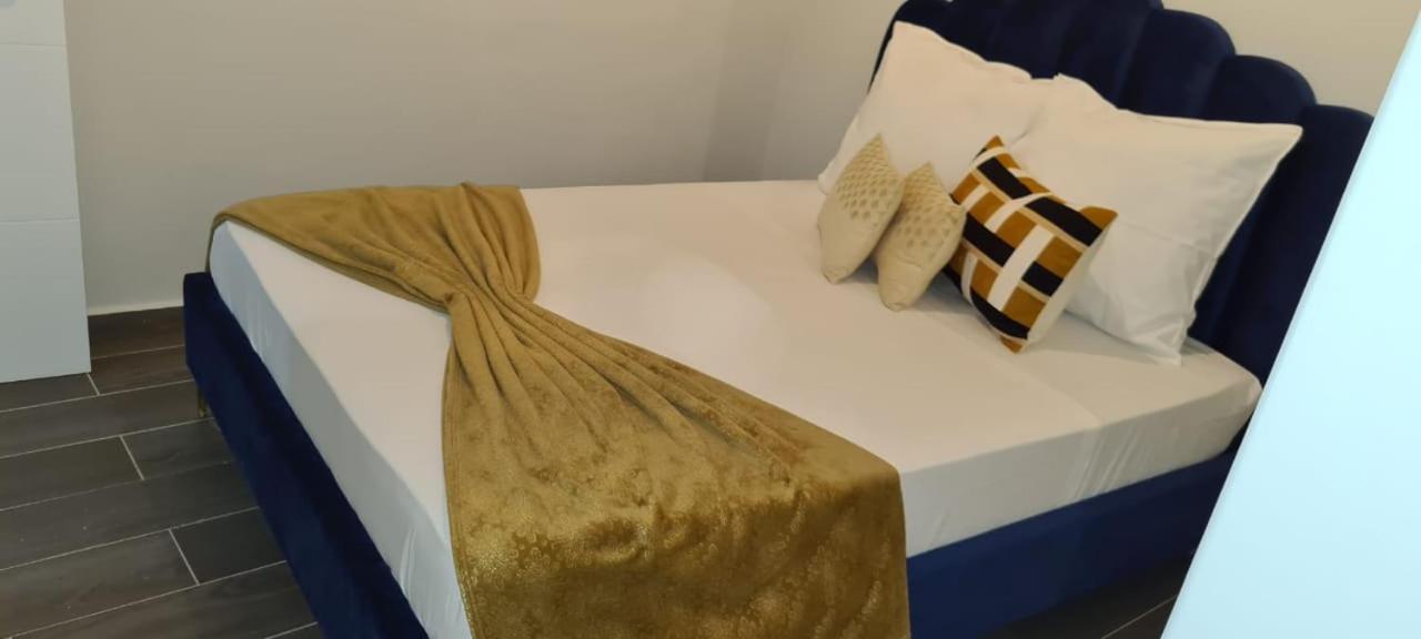 Cazino Apartamento 4 Apartment Прая Екстериор снимка